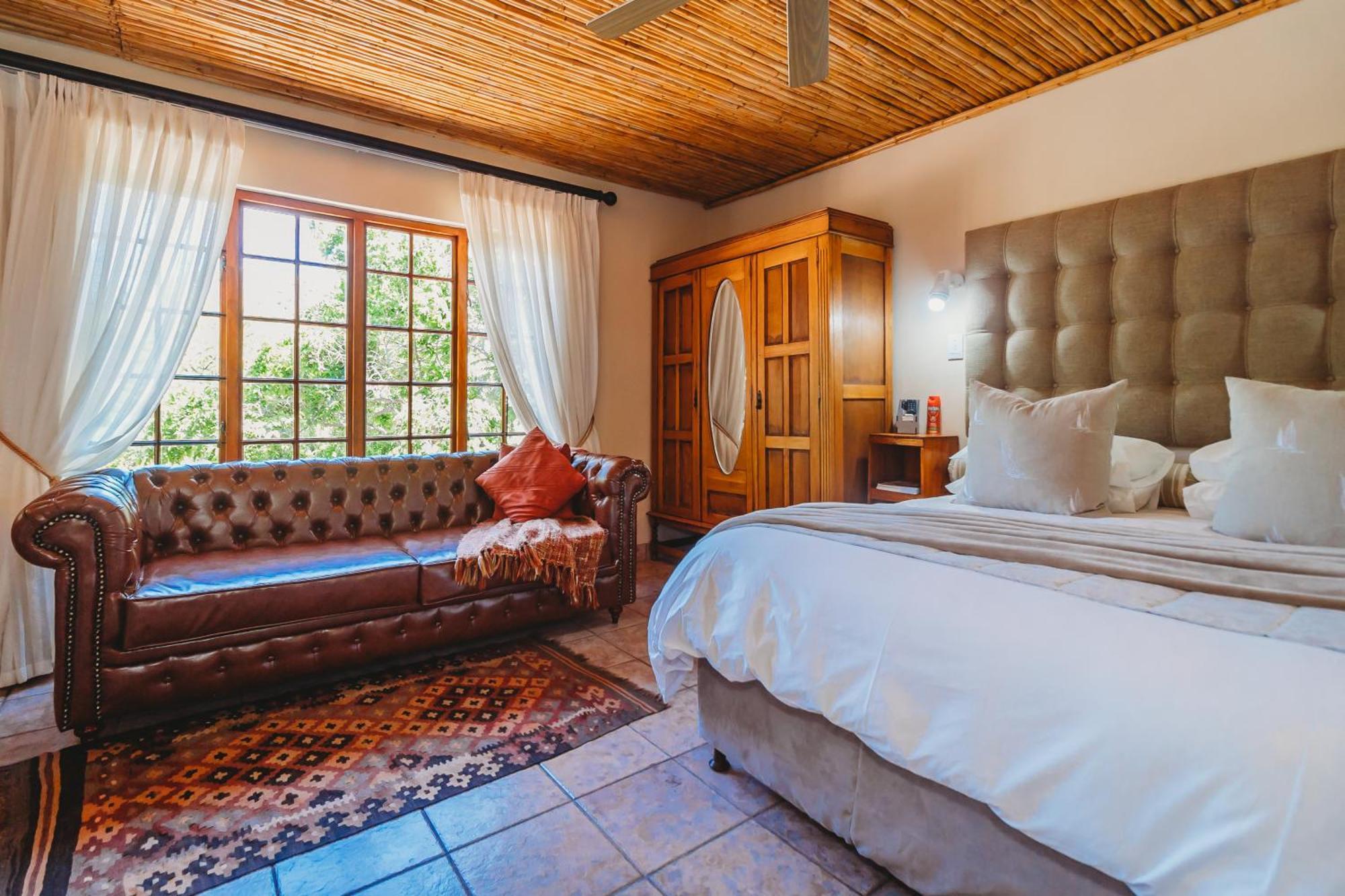 De Poort Country Lodge Оудсхорн Екстериор снимка