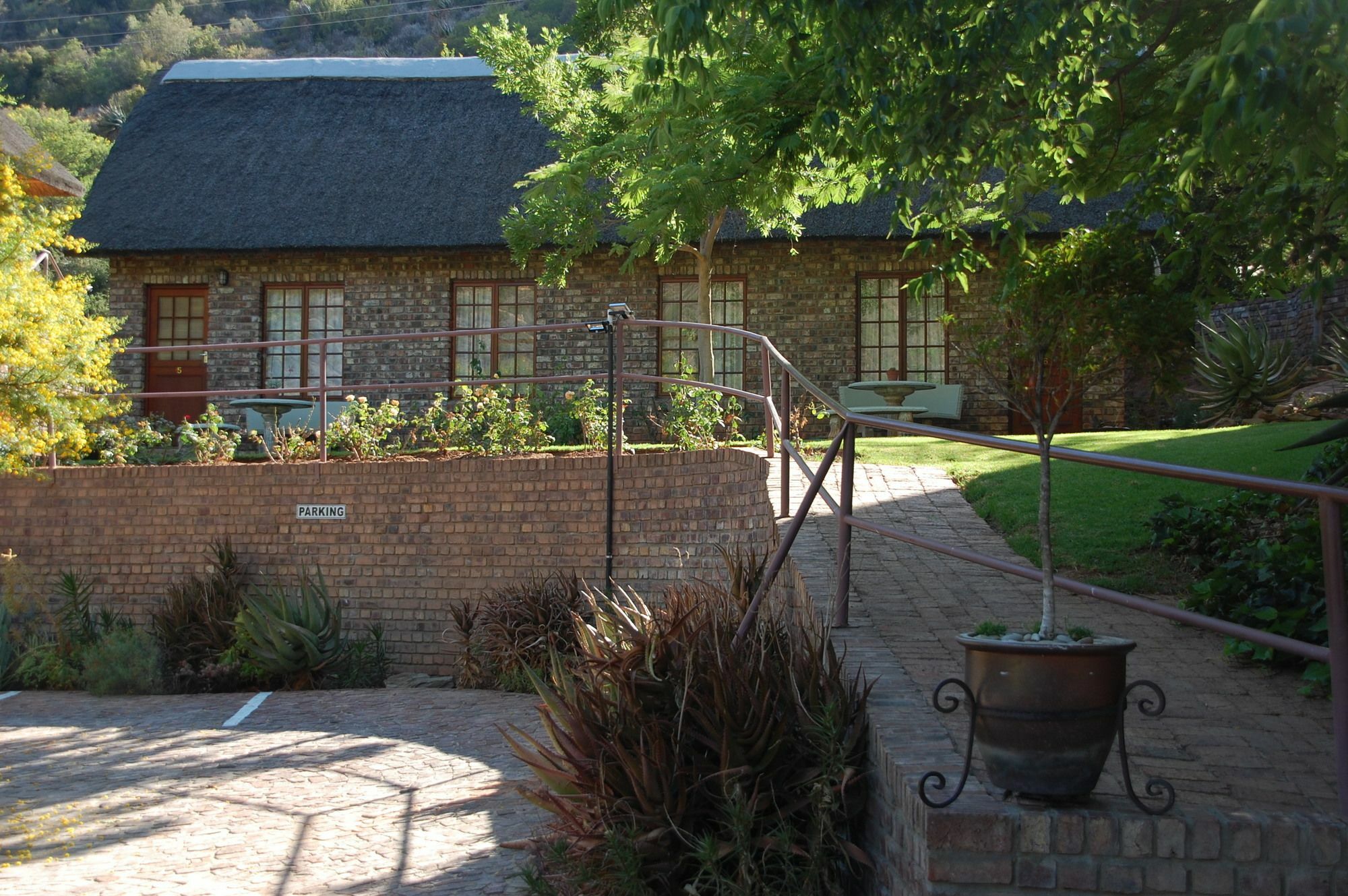 De Poort Country Lodge Оудсхорн Екстериор снимка
