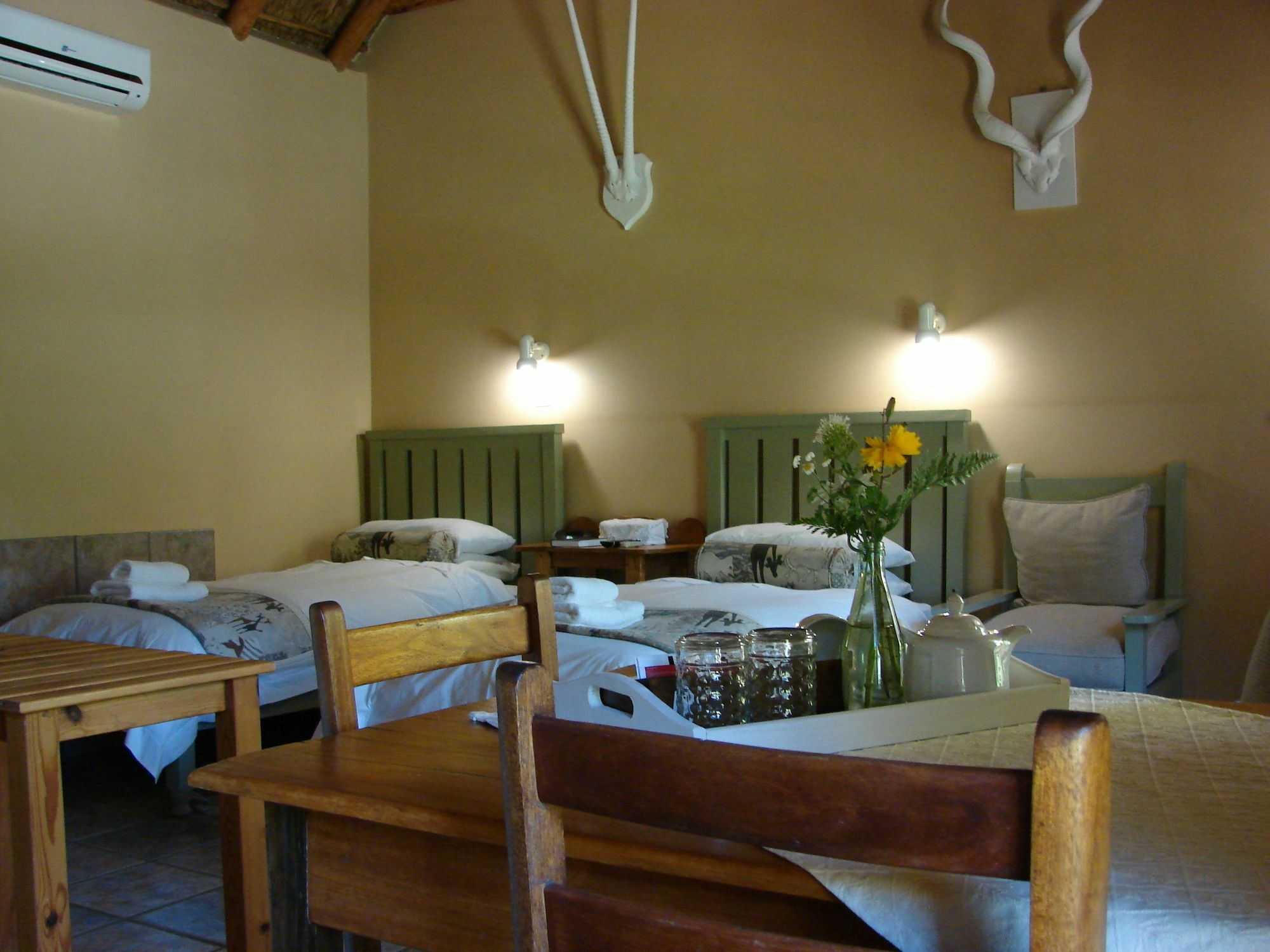 De Poort Country Lodge Оудсхорн Екстериор снимка