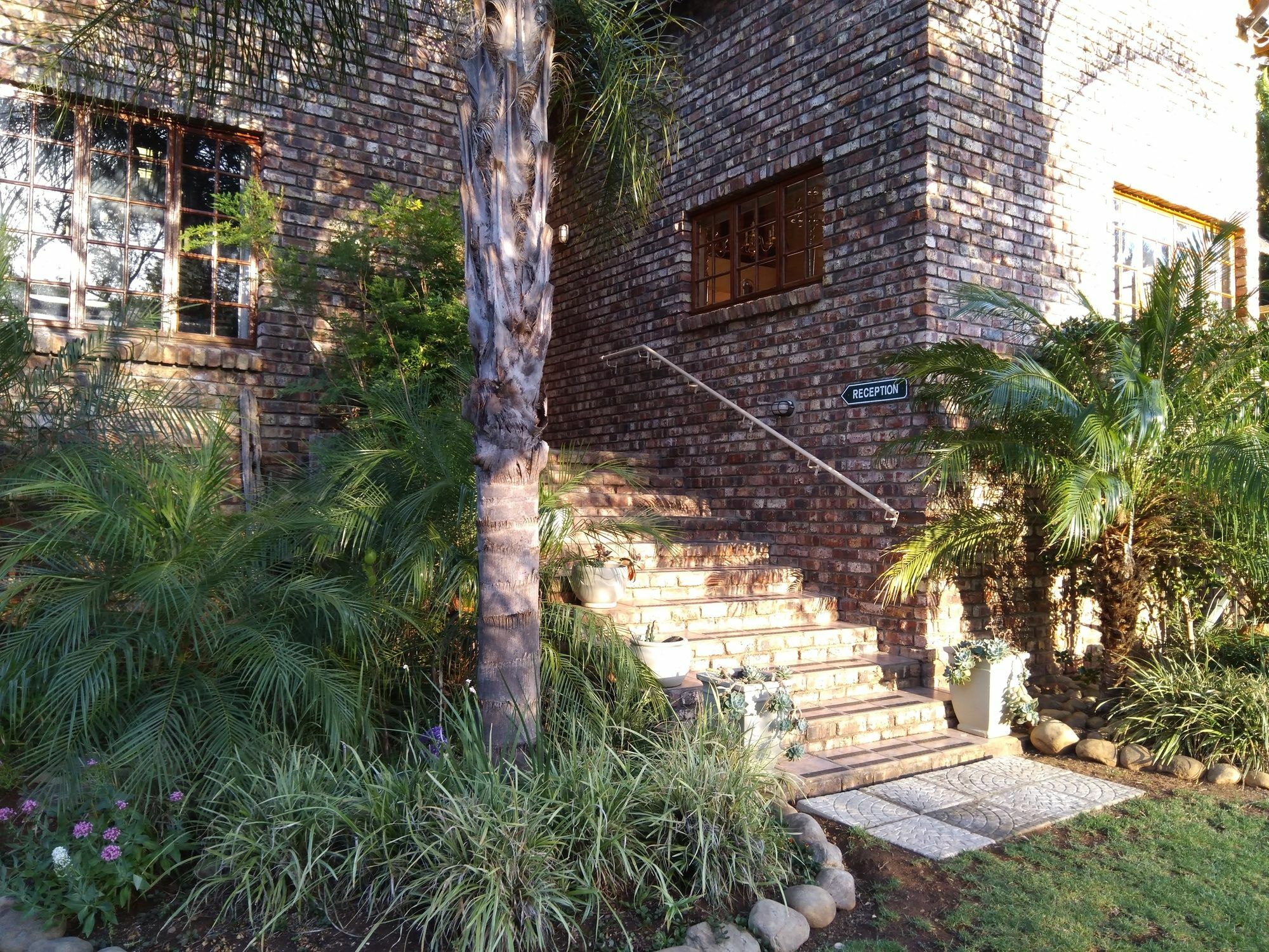 De Poort Country Lodge Оудсхорн Екстериор снимка